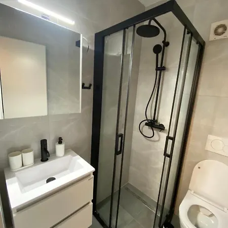 アパート マリトン Baška Voda