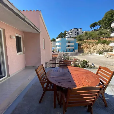 Maritom * באסקה וודה