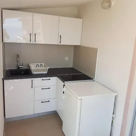 アパート マリトン *