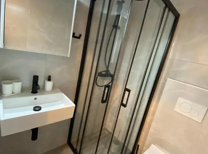 Maritom * באסקה וודה